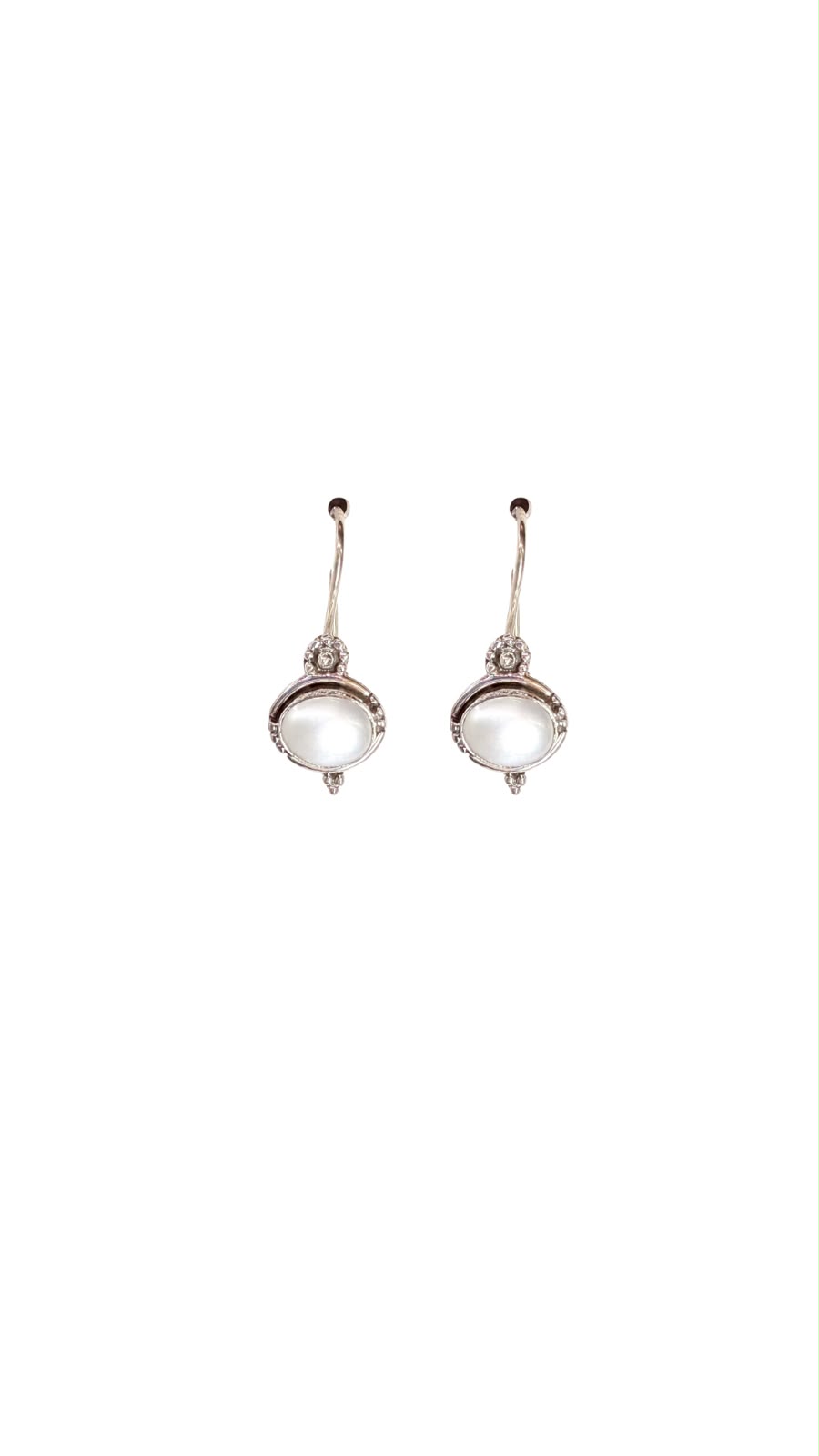 Aretes con perla barroca