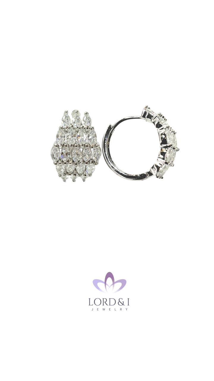 Argollas ovalos clear plateadas