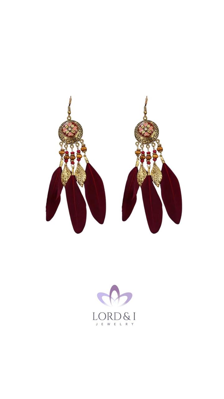 Aretes diseño bohemio con plumas