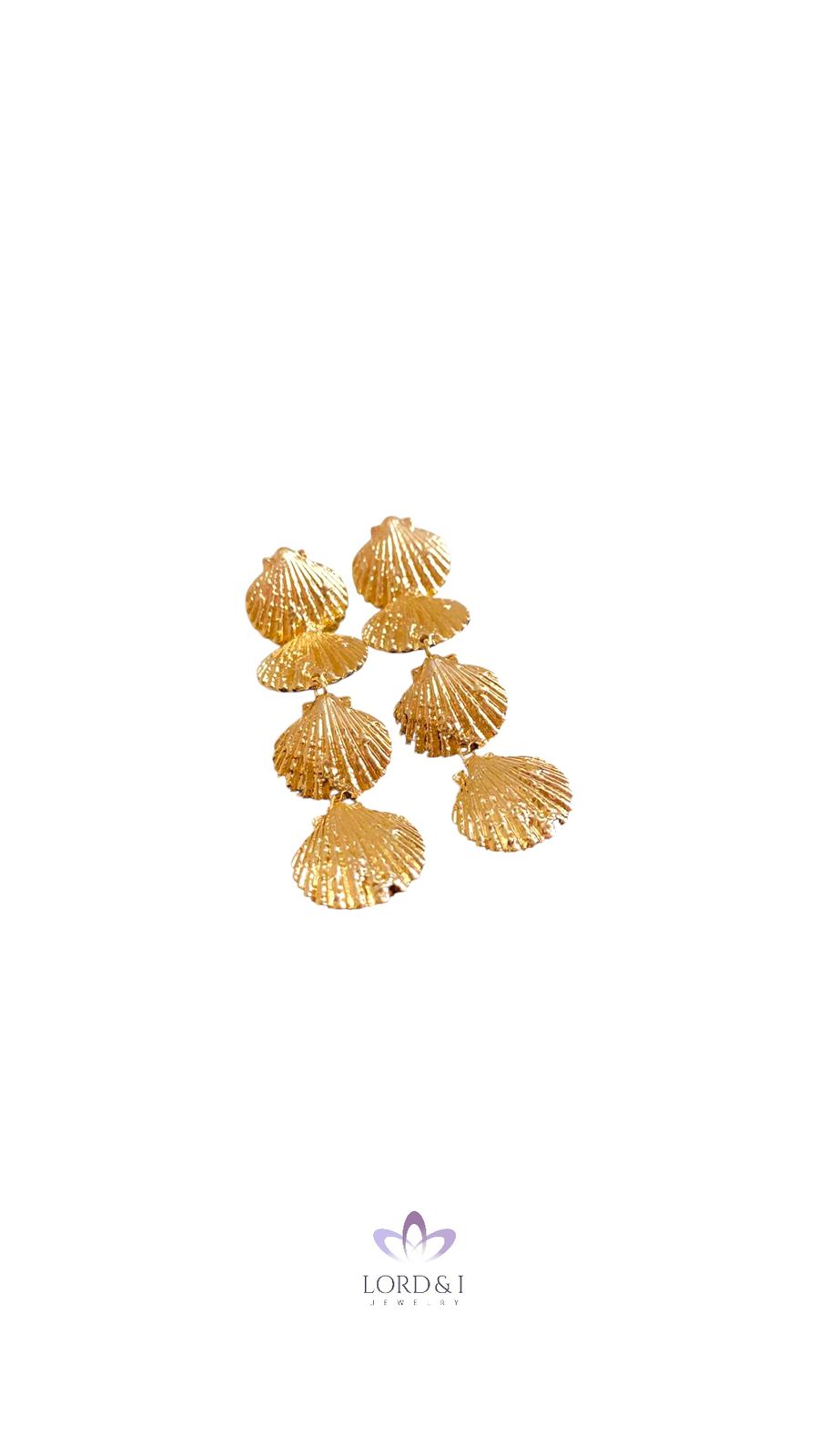 Aretes largos conchas doradas