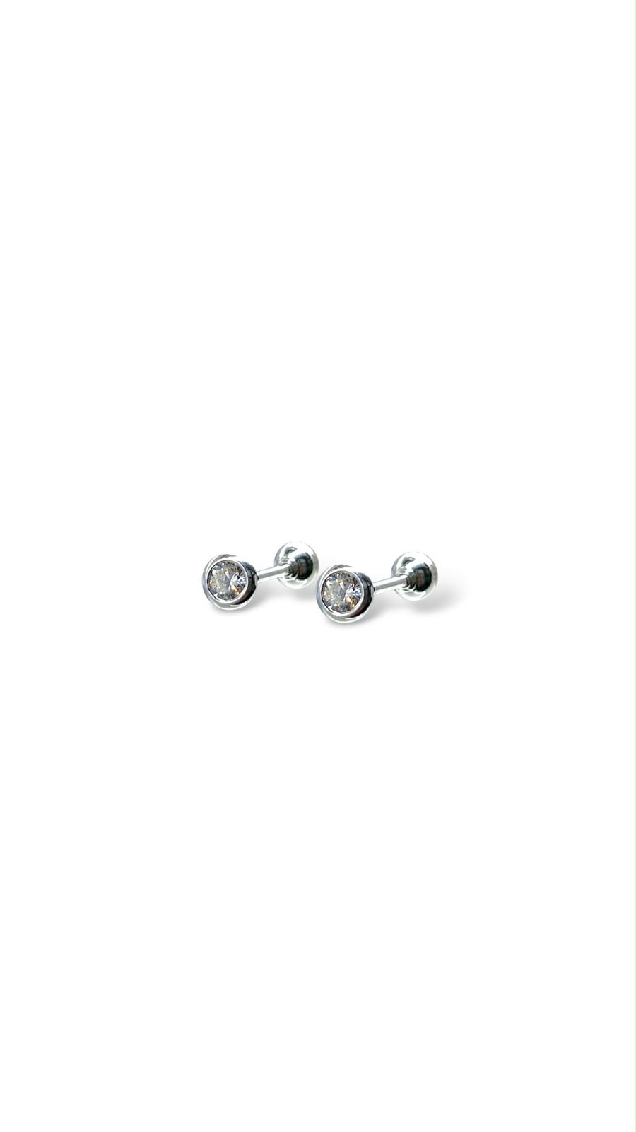 Aretes con Circonia transparente