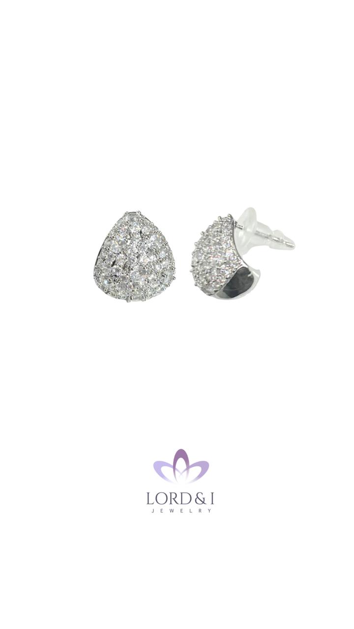 Aretes diseño gota con Circonias