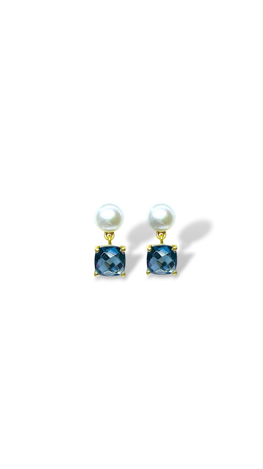 Aretes con Perla cultivada y cristal