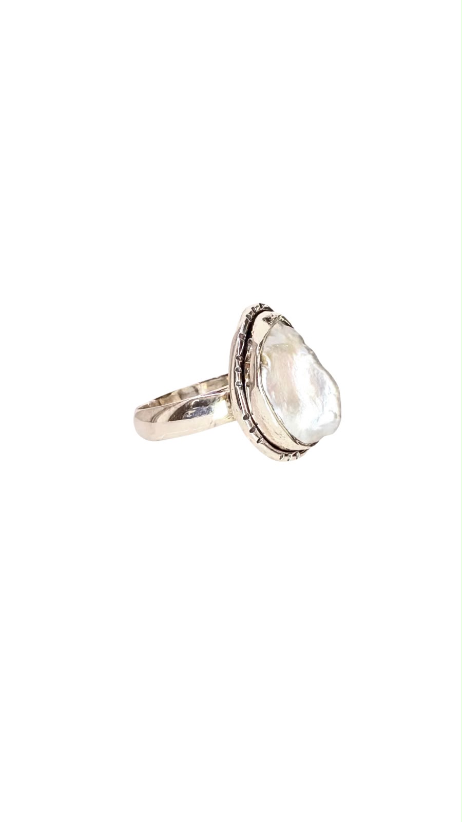 Anillo con Perla barroca talla 7 y medio