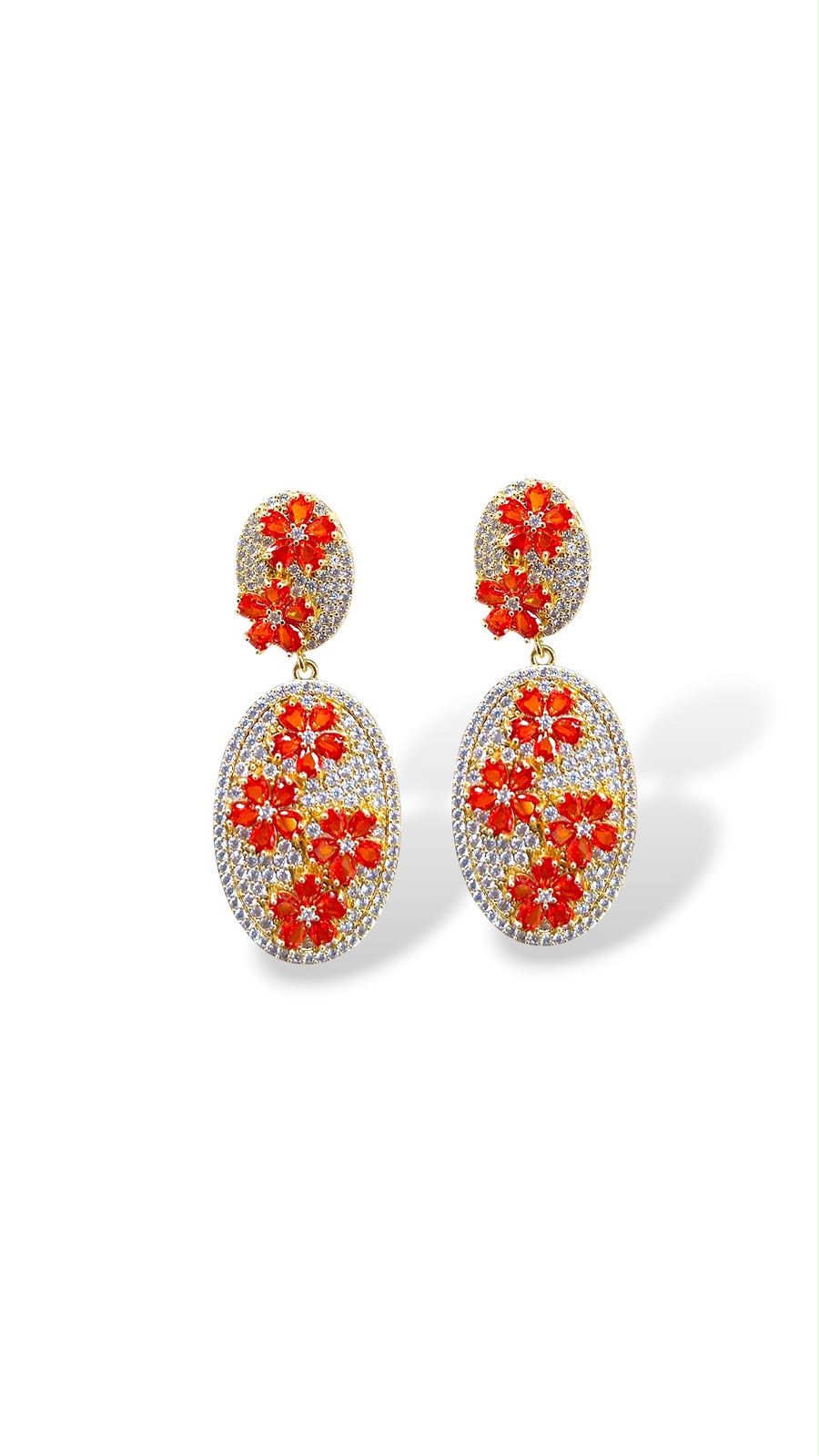 Aretes elegantes llenos de Circonias