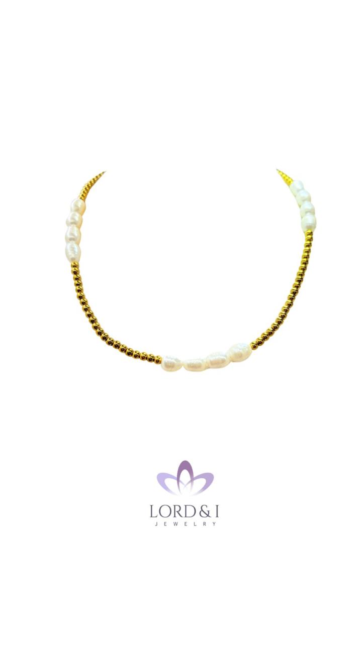 Collar con perlas de agua dulce