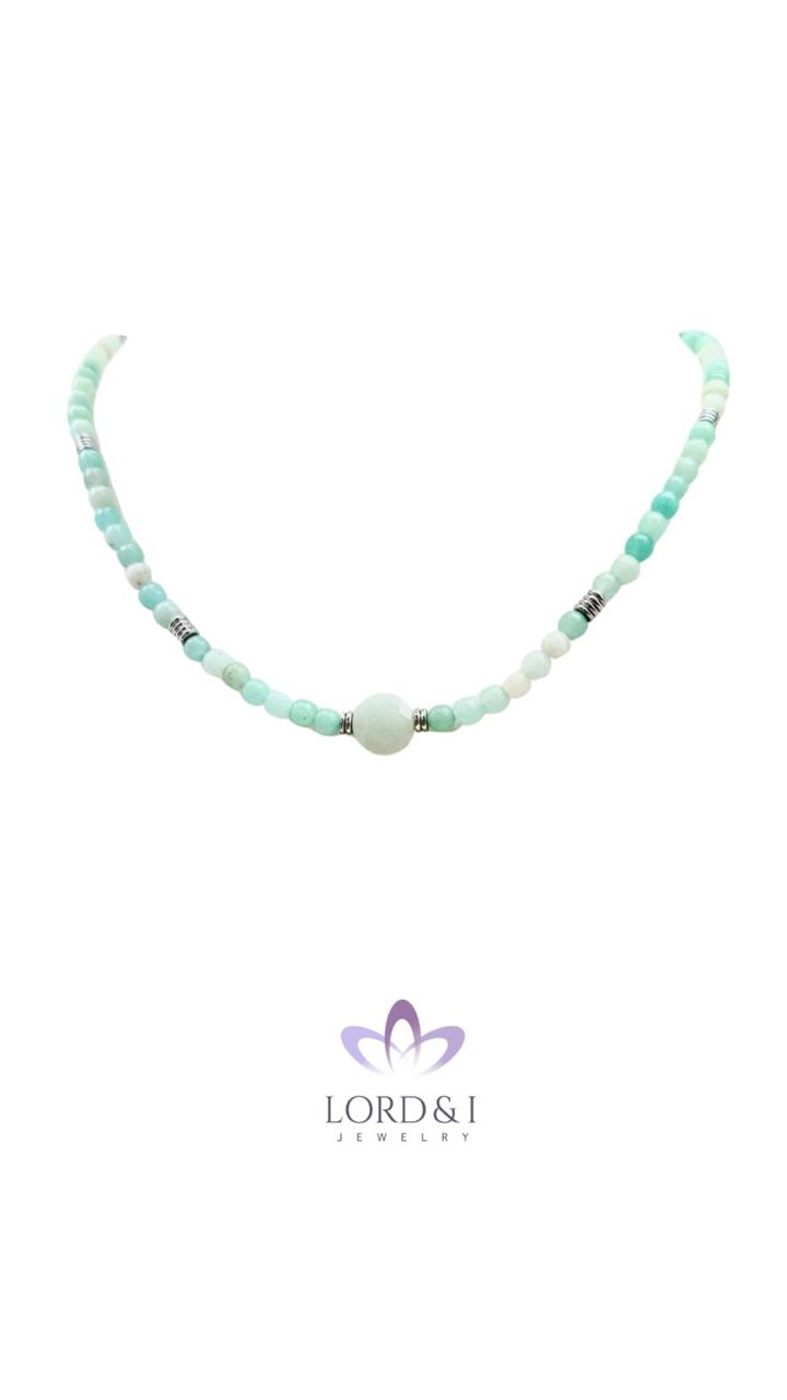 Collar de gemas naturales verdes