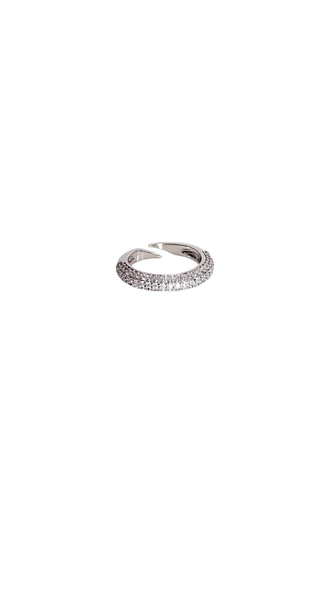 Anillo con Circonias