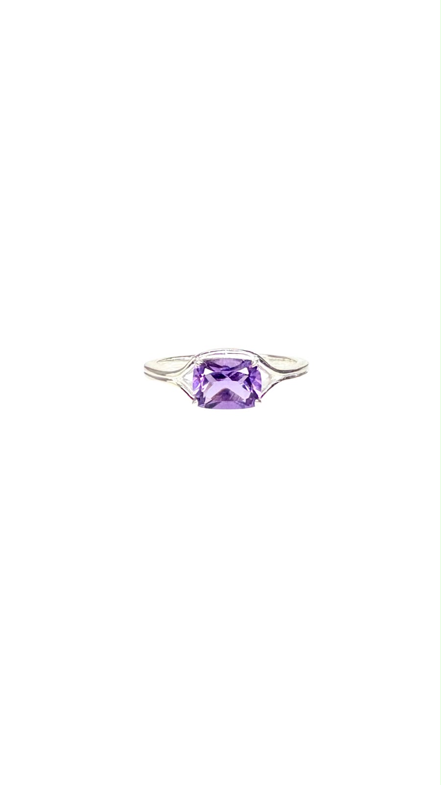 Anillo con gema Amatista talla 8 y medio